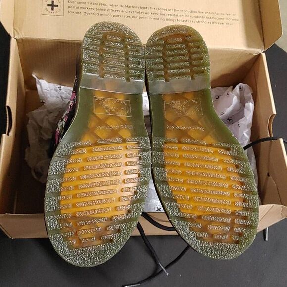 New Dr Martens 1460 Pascal Vintage Floral Backhand Boots 6 - Picture 6 of 6